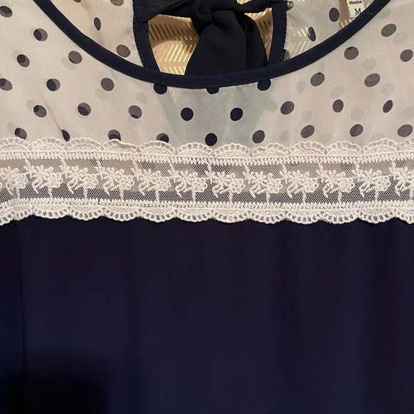 FAITH & JOY~ NAVY POLKA DOT~ BLOUSE~M - Picture 5 of 5